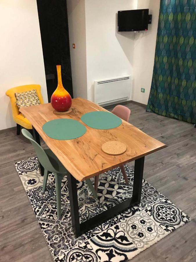 Les Haltes De La Rive Gauche Apartment Sury-pres-Lere Luaran gambar