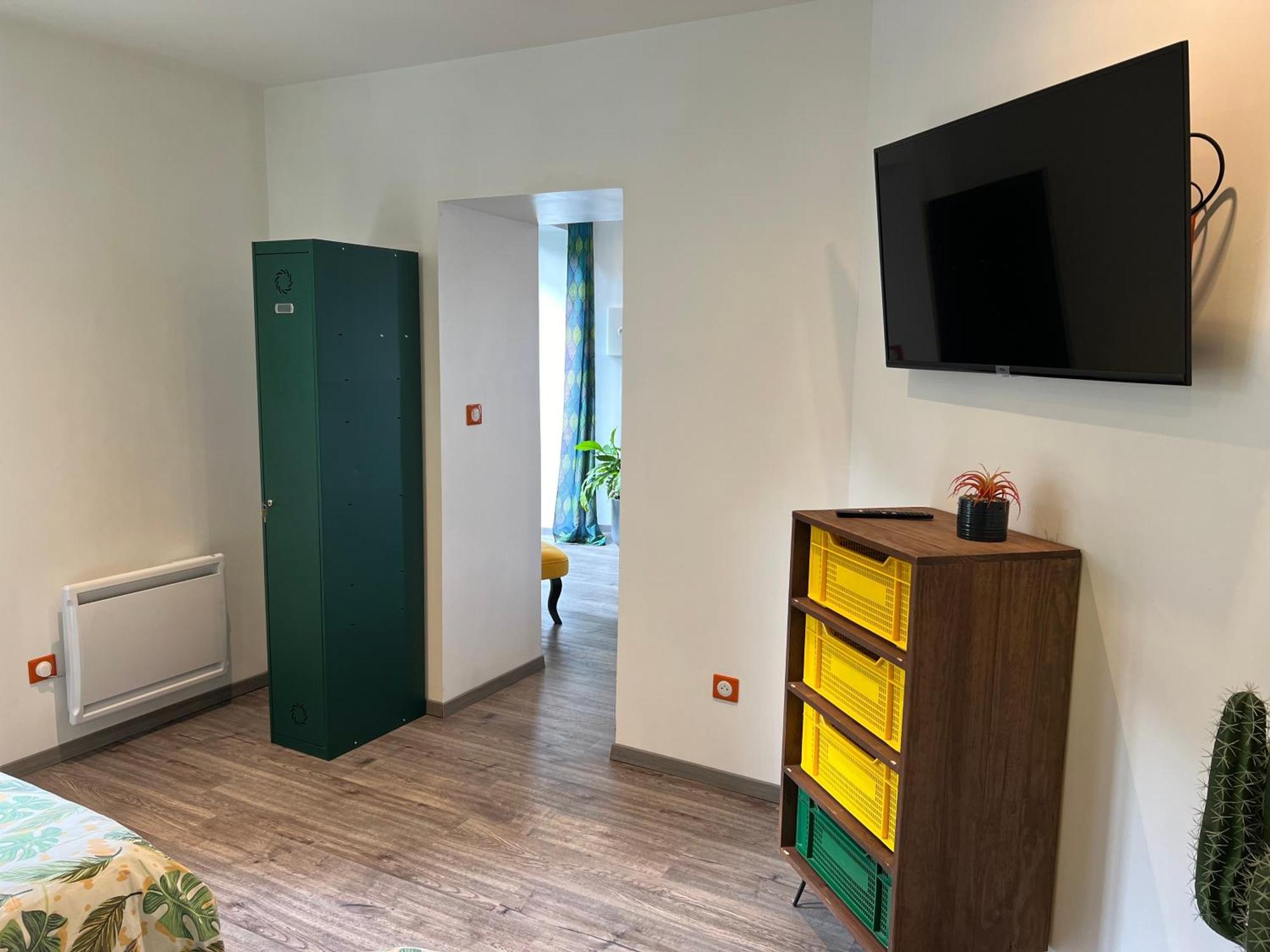 Les Haltes De La Rive Gauche Apartment Sury-pres-Lere Luaran gambar