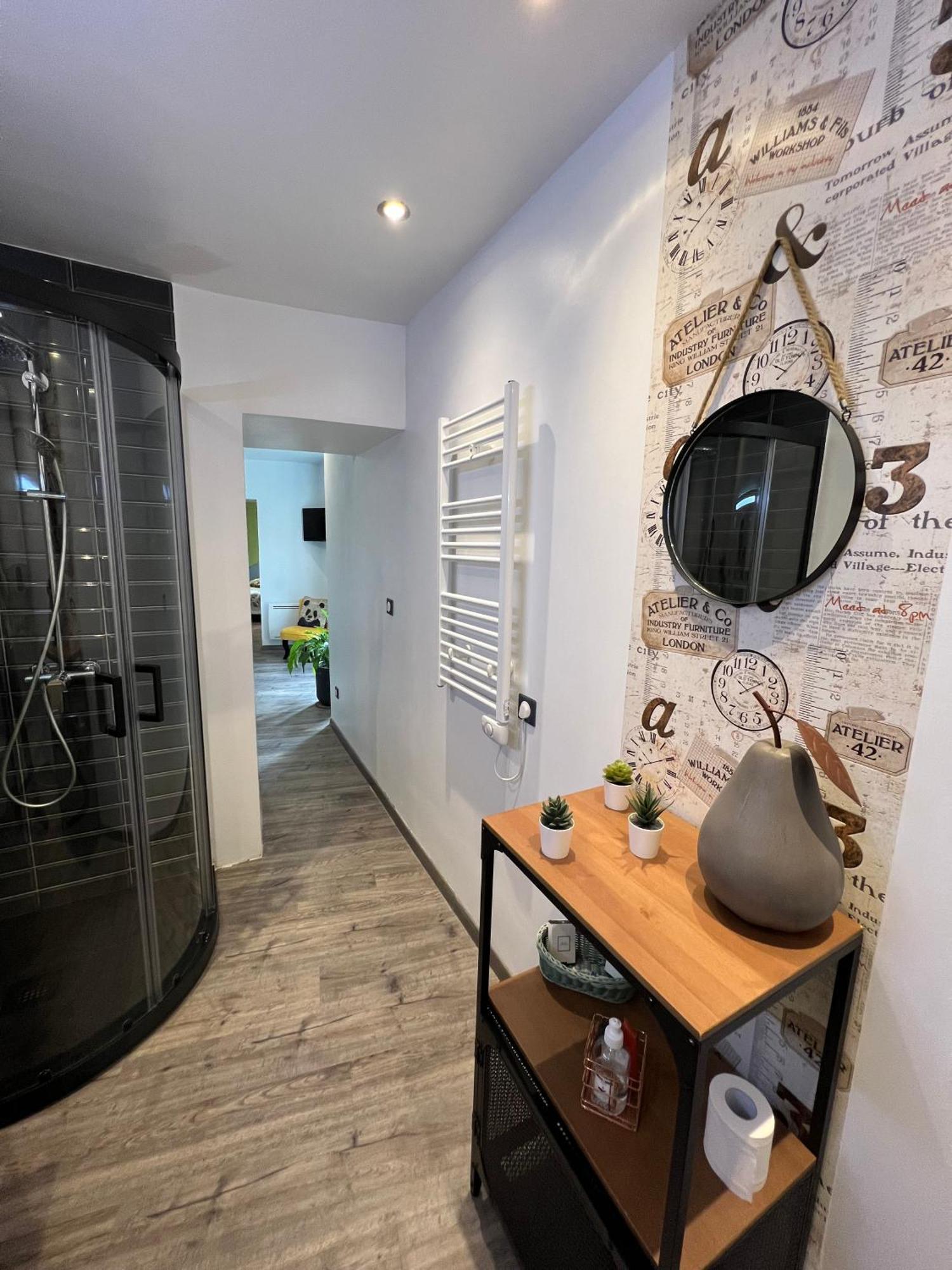 Les Haltes De La Rive Gauche Apartment Sury-pres-Lere Luaran gambar